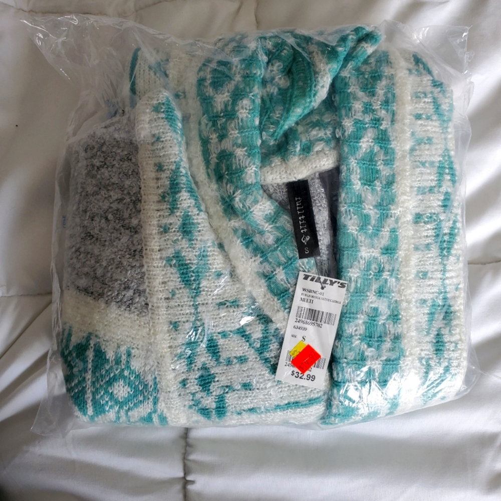 Brand new small Tilly's cardigan